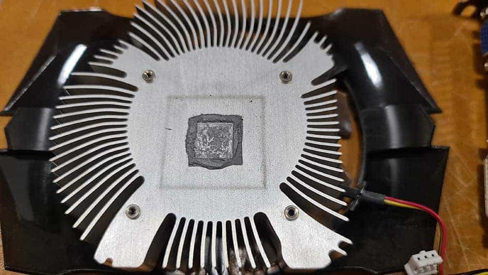 Heatsink with Old Thermal Paste