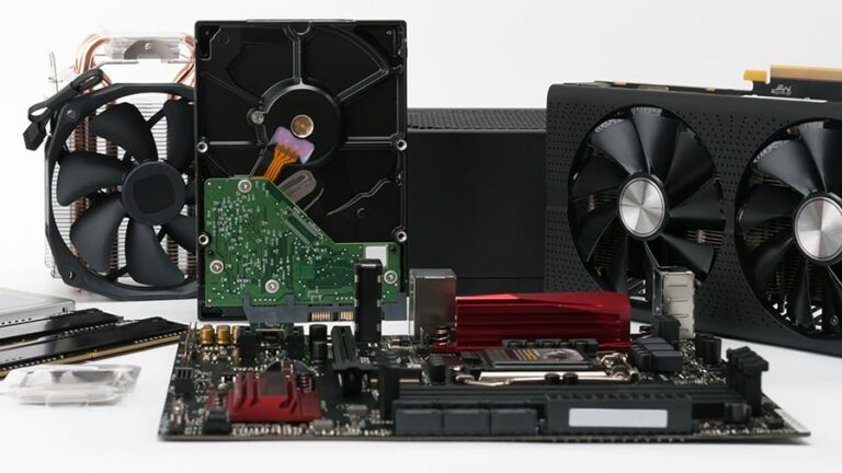 The Pros And Cons Of Building A Gaming PC